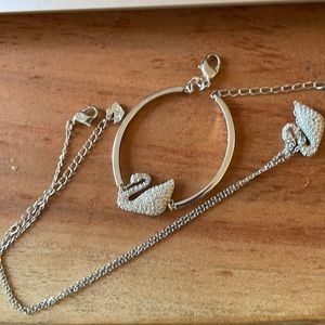 Swarovski necklace and bracelet!